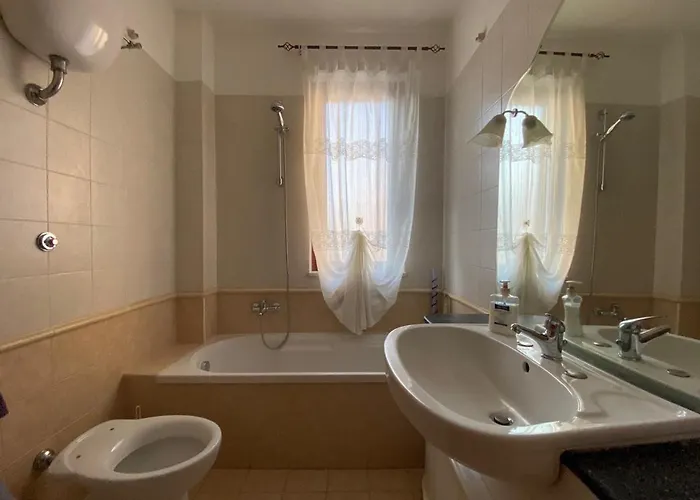 Alojamento de Acomodação e Pequeno-almoço Myrella Caserta